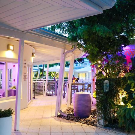 基韋斯特 兰花基旅馆酒店 外观 照片
